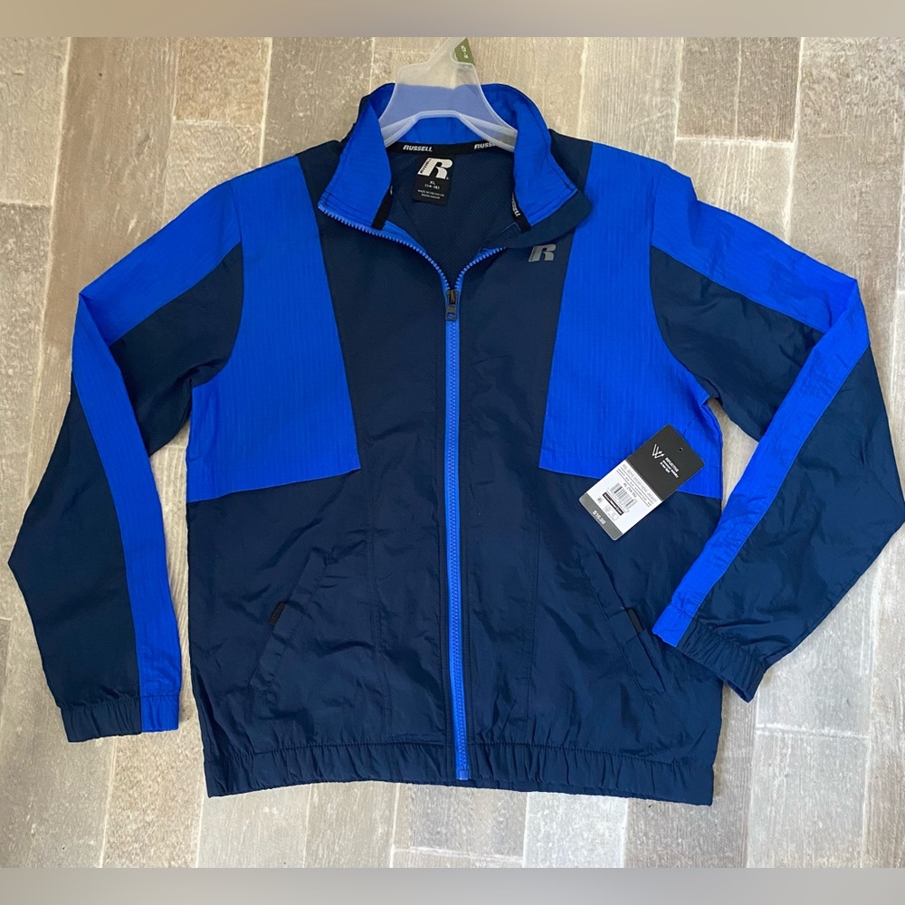 NWT Boys Russell reflective light weight jacket, size XL(14/16)boys